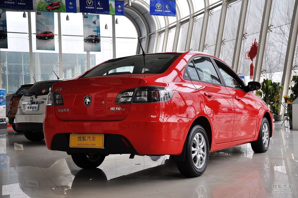 2009款长安悦翔三厢 1.