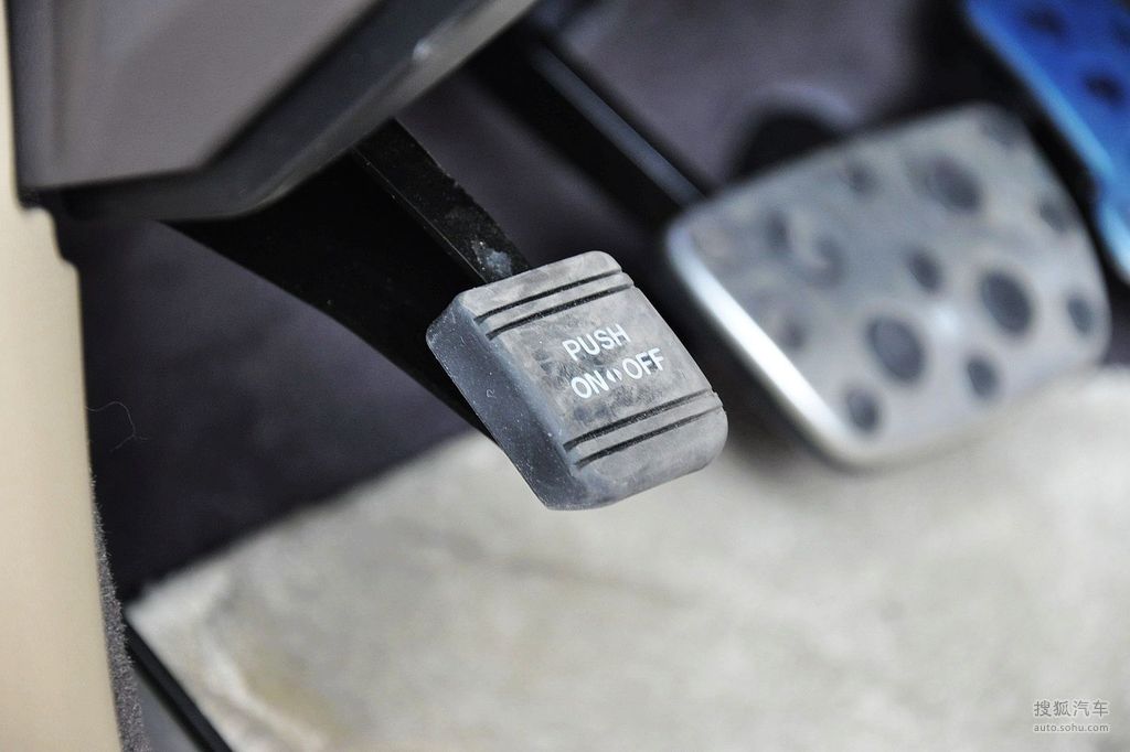 【 雷克萨斯is高清图片】_浅色内饰_内饰_搜狐汽车网