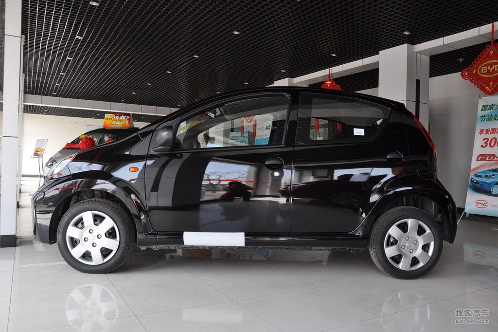 【 比亚迪f0高清图片】_德兰黑_外观_搜狐汽车网