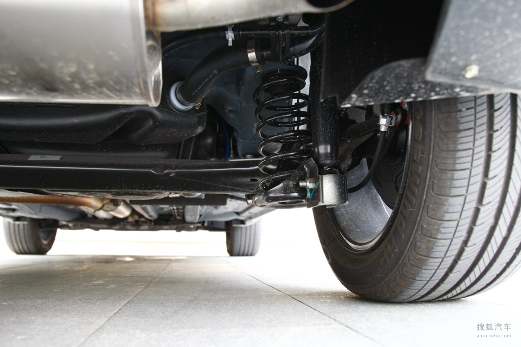 【 一汽森雅r7高清图片】_底盘发动机_搜狐汽车网