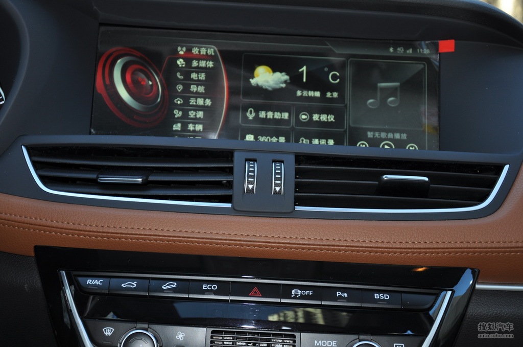 【 宝沃bx7高清图片】_2016款 28t 四驱豪华版 7座_双色内饰_内饰