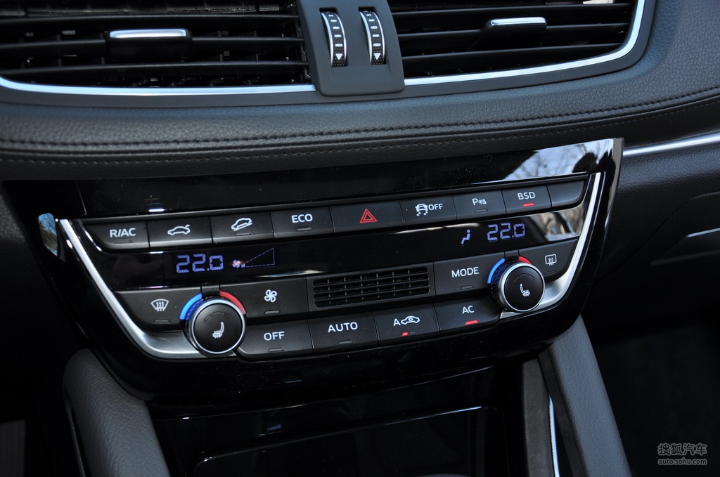 【 宝沃bx7高清图片】_2016款 28t 四驱旗舰版 7座_曜石黑_内饰_搜狐