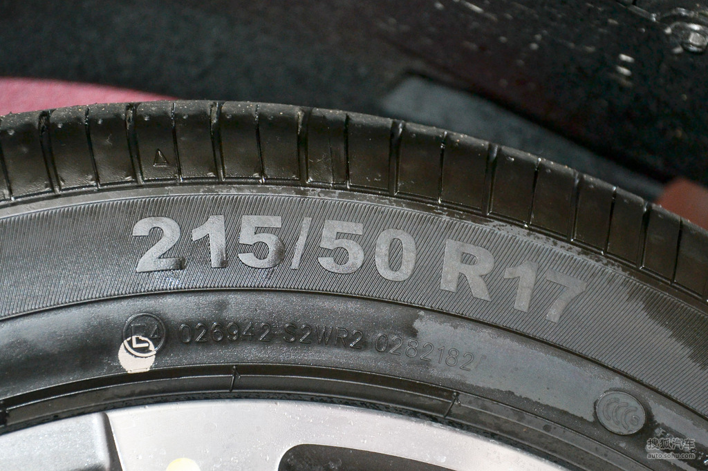 2016款昌河q3515l豪华版4at炫赫版