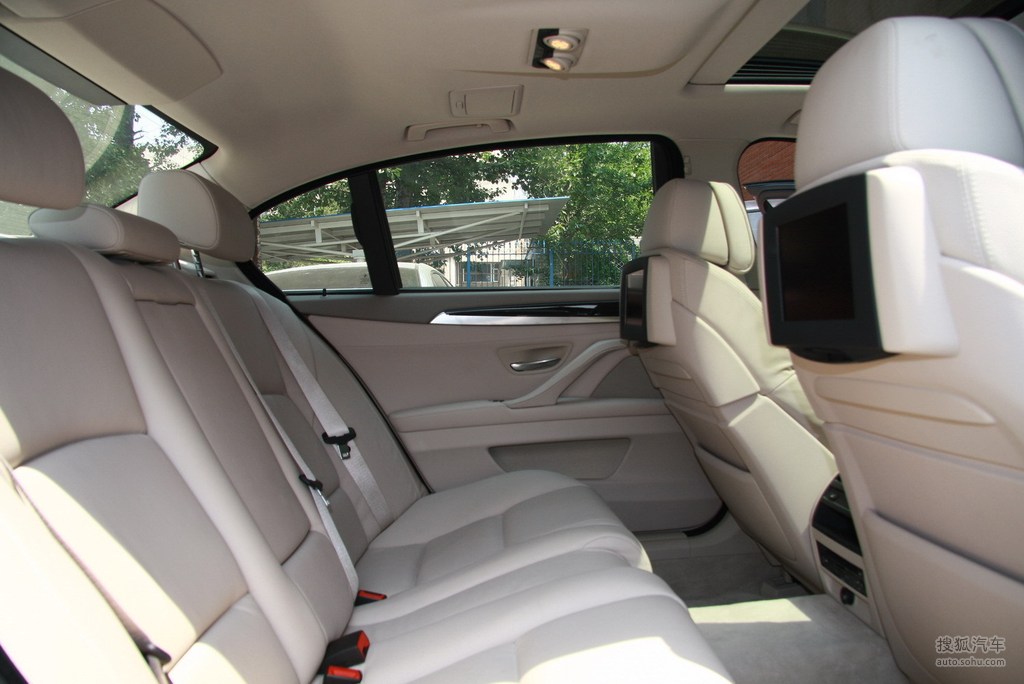 【 宝马5系高清图片】_珍珠贝白色真皮内饰_内饰_搜狐汽车网