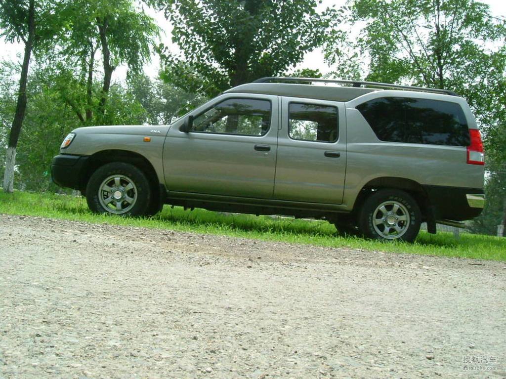 東風鄭州日產銳騏多功能商用車