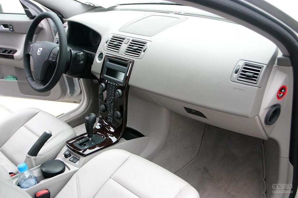 【 沃尔沃s40高清图片】_内饰_搜狐汽车网