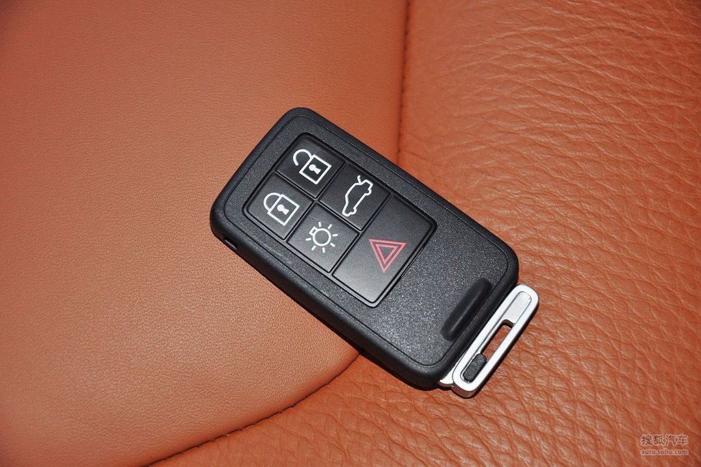 2012款沃尔沃s6016tdrive智雅版汽车钥匙