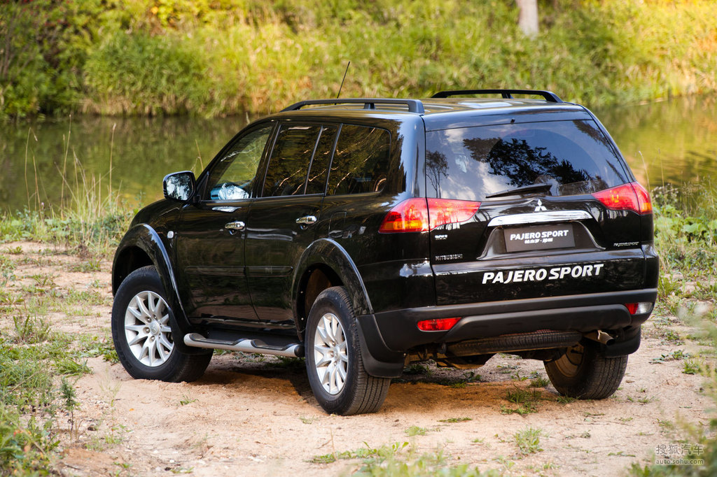 三菱帕杰罗劲畅