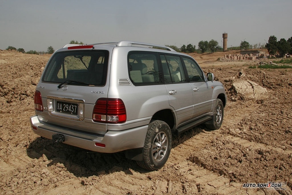 2006款雷克萨斯lx470实拍图