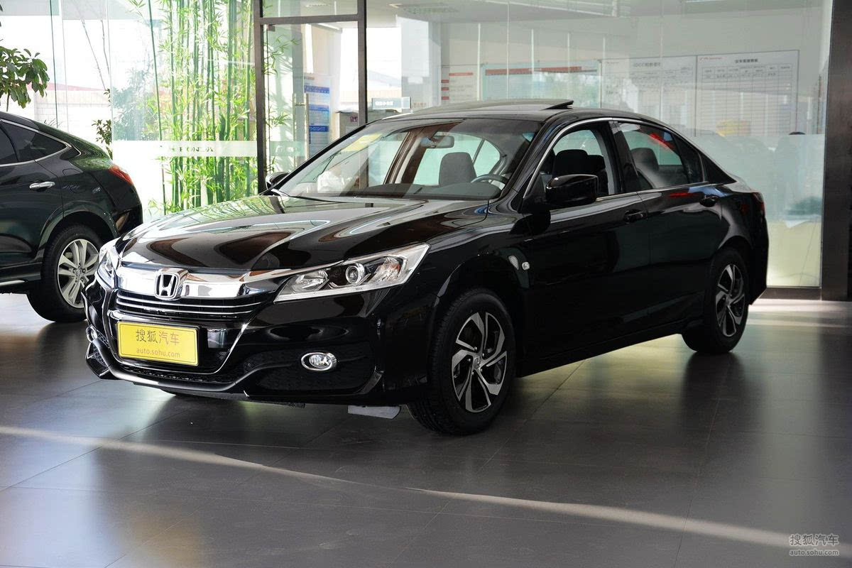 雅阁2.0L CVT舒适版图片大全_本田雅阁外观图库_搜狐汽车