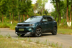 雪铁龙天逸C5 Aircross