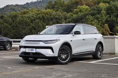 零跑汽车零跑C01 增程版