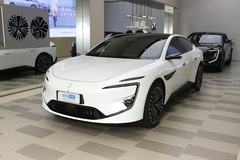 阿维塔阿维塔12 EV