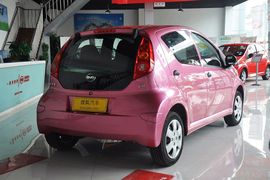   2011款比亚迪F0 1.0L手动铉酷型