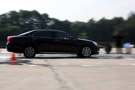   2010款新皇冠3.0L深圳试驾实拍