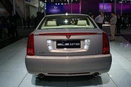   凯迪拉克SLS赛威 广州车展实拍