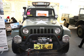   JEEP牧马人雅森改装车展实拍