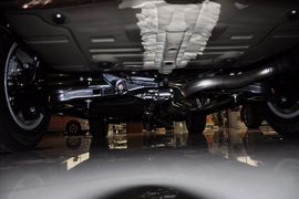   2012款丰田RAV4 2.0自动四驱炫装版到店实拍