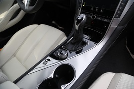 2017款英菲尼迪Q60 2.0T豪华版