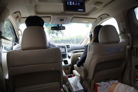   2012款丰田埃尔法体验