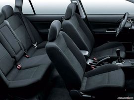   2004款三菱Lancer Statio
