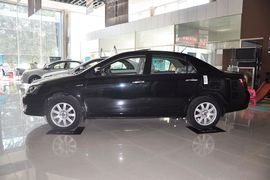   2012款吉利英伦汽车SC7到店实拍
