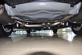   2012款奔腾B90 2.0L手动豪华型到店实拍