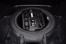   2013款JEEP大切诺基3.6L舒享导航版到店实拍