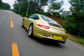  2012款保时捷911 Carrera S深度试驾实拍