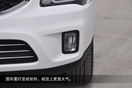   2013款起亚狮跑2.0L DLX自动两驱版到店实拍
