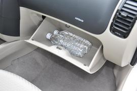   2017款东南V3菱悦 1.5L 手动喜气版