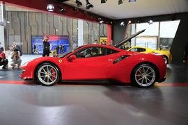   2019款法拉利488 PISTA