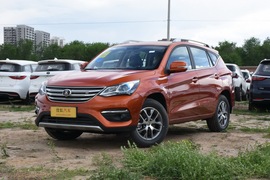   2018款 比亚迪 宋 1.5TI 手动智联进享型