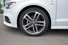 2018款 奥迪A3 30周年型1.4T自动Limousine 35 TFSI风尚型
