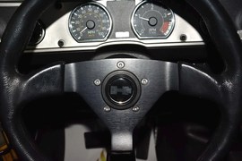   1996款悍马H1