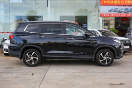   2018款 北汽幻速S7 1.5T 自动尊贵型