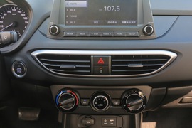   2018款 现代 悦动 1.6L 自动悦心版DLX
