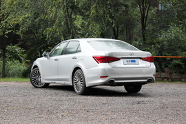   2018款丰田皇冠 2.0T 精英版