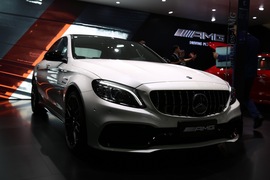   奔驰AMG C63