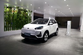   起亚KX3 EV 广州车展实拍