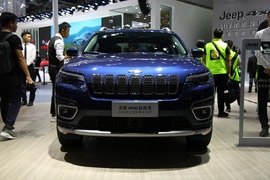   Jeep全新自由光 广州车展实拍