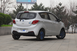   2019款长安奔奔EV360 标准型