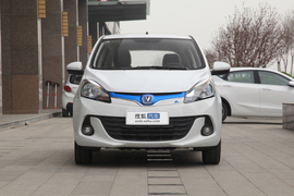   2019款长安奔奔EV360 标准型