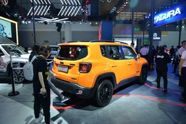   Jeep自由侠 成都车展实拍