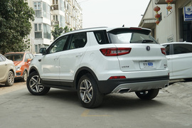   2019款长安CS55 1.5T 自动炫色型 国VI