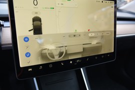   2019款特斯拉Model 3 标准续航后驱升级版