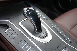   2020款 WEY VV7 PHEV 2.0T 旗舰型