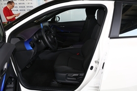   2020款丰田奕泽IZOA 2.0L 奕享版