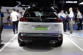   标致4008 PHEV 成都车展实拍