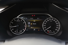  2021款 日产楼兰 2.5L XL 两驱智联豪华版
